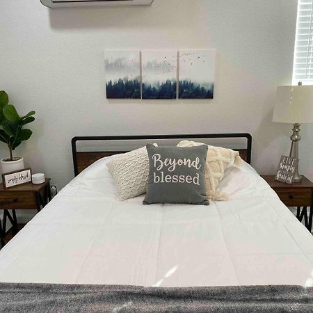 Country Charmer Single Story Cottage Pet Friendly Loomis Exterior foto