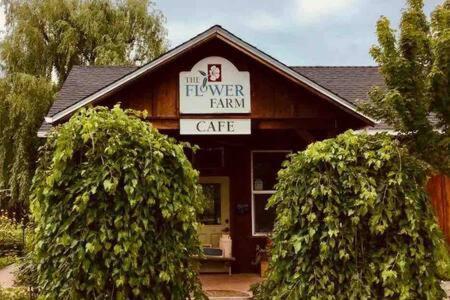 Country Charmer Single Story Cottage Pet Friendly Loomis Exterior foto